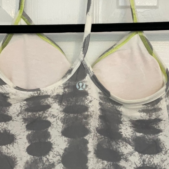 Lululemon Athletica Yoga Top in  Size 4 - Picture 3 of 5